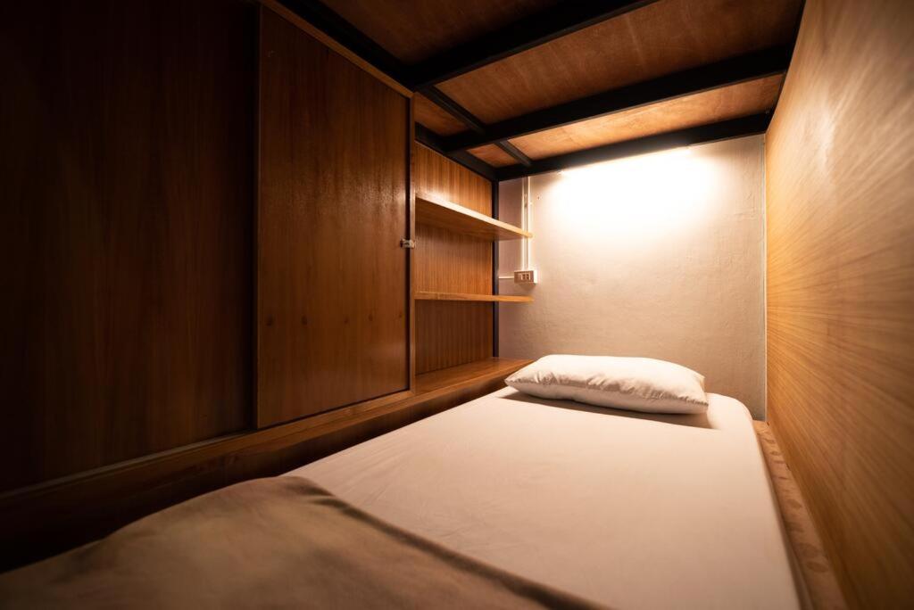 Hansa Hostel Bangkok Khaosan Экстерьер фото